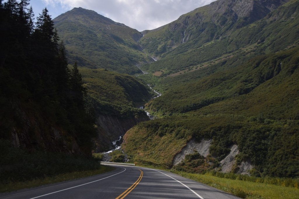 alaska roads with mountains.